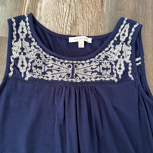 Bundle of 3 XS tank top blouses - Picture 6 of 8